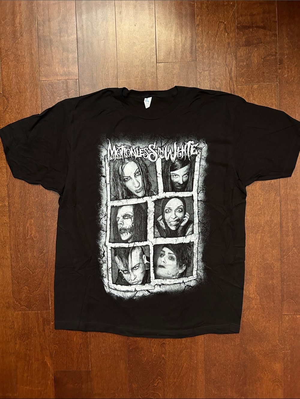 Motionless in White Black Short-Sleeve Graphic Tee, Size XL, NWOT